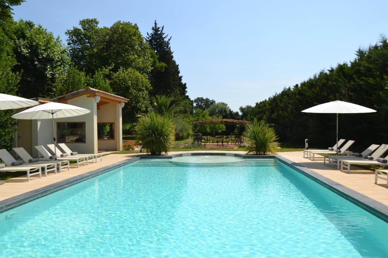 Mas De Capelou Bed & Breakfast Avignon Luaran gambar
