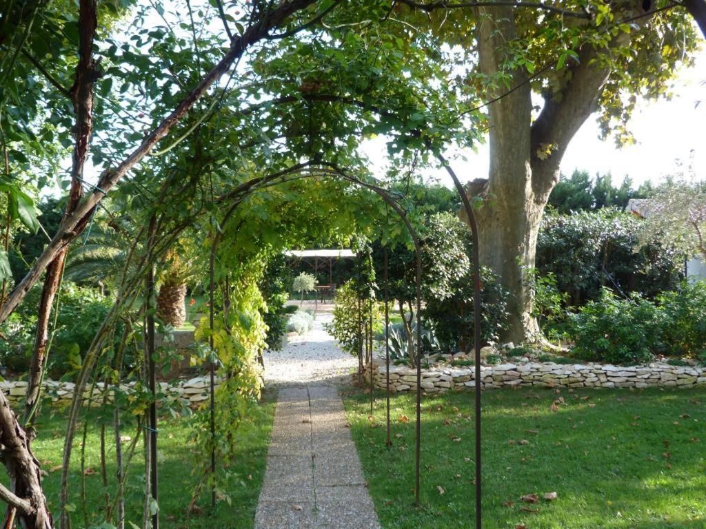Mas De Capelou Bed & Breakfast Avignon Luaran gambar