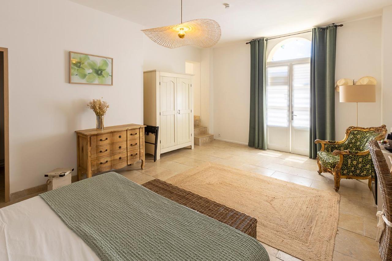 Mas De Capelou Bed & Breakfast Avignon Luaran gambar