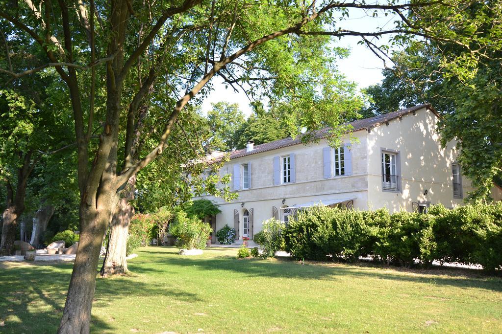 Mas De Capelou Bed & Breakfast Avignon Luaran gambar
